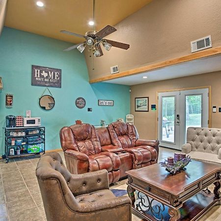 Lake Texoma Cabin - 1 Mi To Park And Boat Ramp! Willow Spring Exterior photo