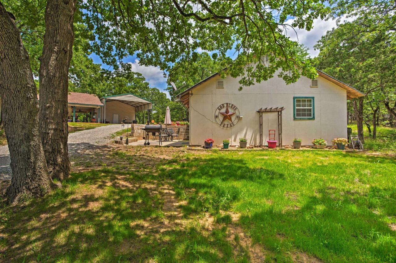 Lake Texoma Cabin - 1 Mi To Park And Boat Ramp! Willow Spring Exterior photo