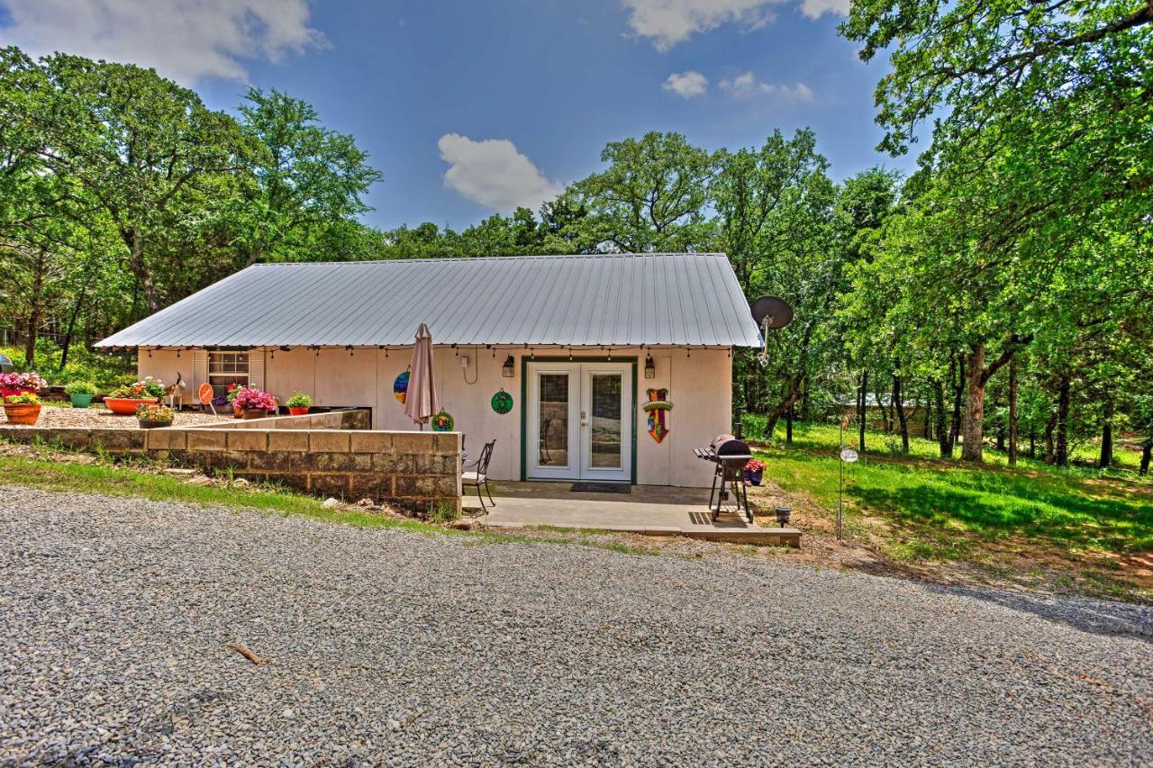 Lake Texoma Cabin - 1 Mi To Park And Boat Ramp! Willow Spring Exterior photo